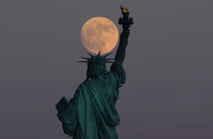 Imagem referente à matéria: Lua de Morango: saiba como ver fenômeno mais baixo do céu em quase 20 anos
