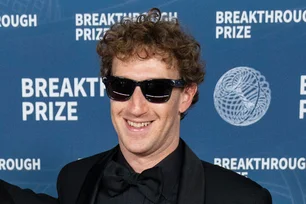 Imagem referente à matéria: Caçada de talentos de Zuckerberg avança: chegam Jack Rae, do DeepMind, e Johan Schalkwyk, da Sesame