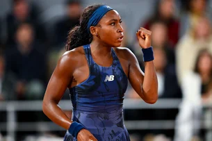 Coco Gauff vira o jogo contra Sabalenka e é campeã de Roland Garros pela primeira vez