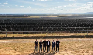 Imagem referente à matéria: Gerdau e Newave Energia inauguram usina solar de R$ 1,5 bi em MG