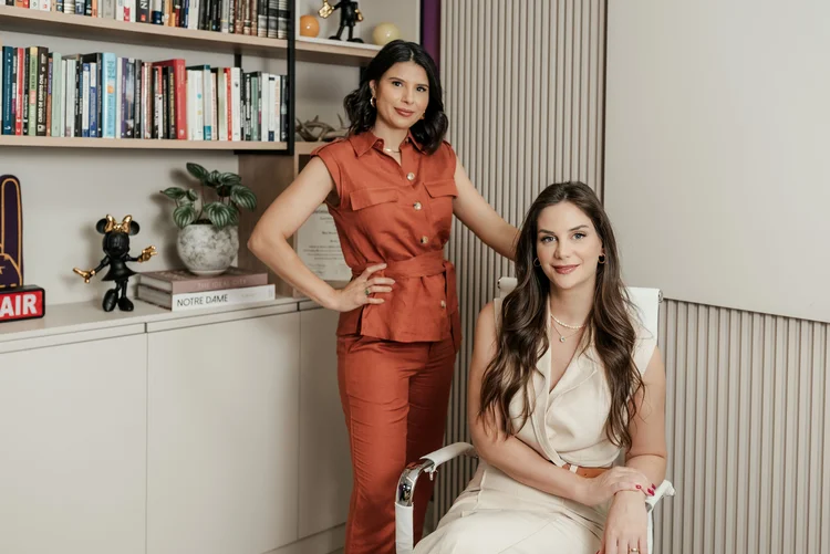 Monique Ferreira e Sara Stofela, fundadoras da Phdnoseua: Os interessados podem adquirir um pacote de conteúdo que inclui aulas e explicações detalhadas sobre o passo a passo para aplicar em universidades americanas.