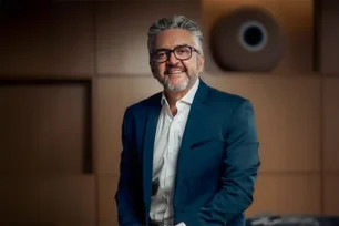 Imagem referente à matéria: De office boy a CEO: como Rivaldo Leite chegou à liderança da Porto Seguro