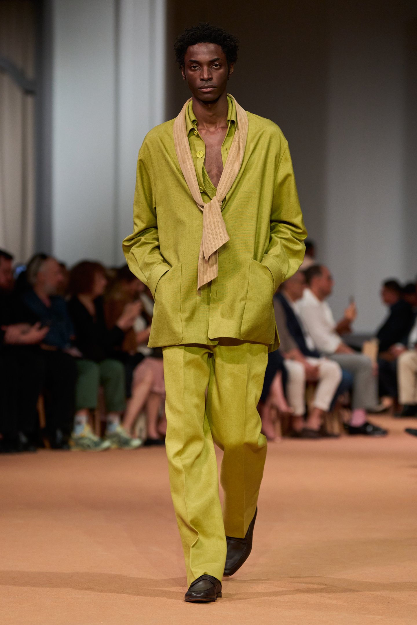 Zegna transforma a Ópera de Dubai em Villa Zegna para desfile de 2026