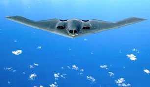Imagem referente à matéria: Bombardeiros americanos B-2, capazes de destruir instalação nuclear no Irã, decolam dos EUA