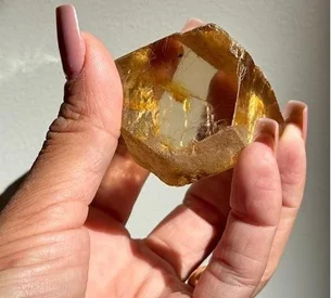 Segundo maior diamante do Brasil é encontrado em Minas Gerais