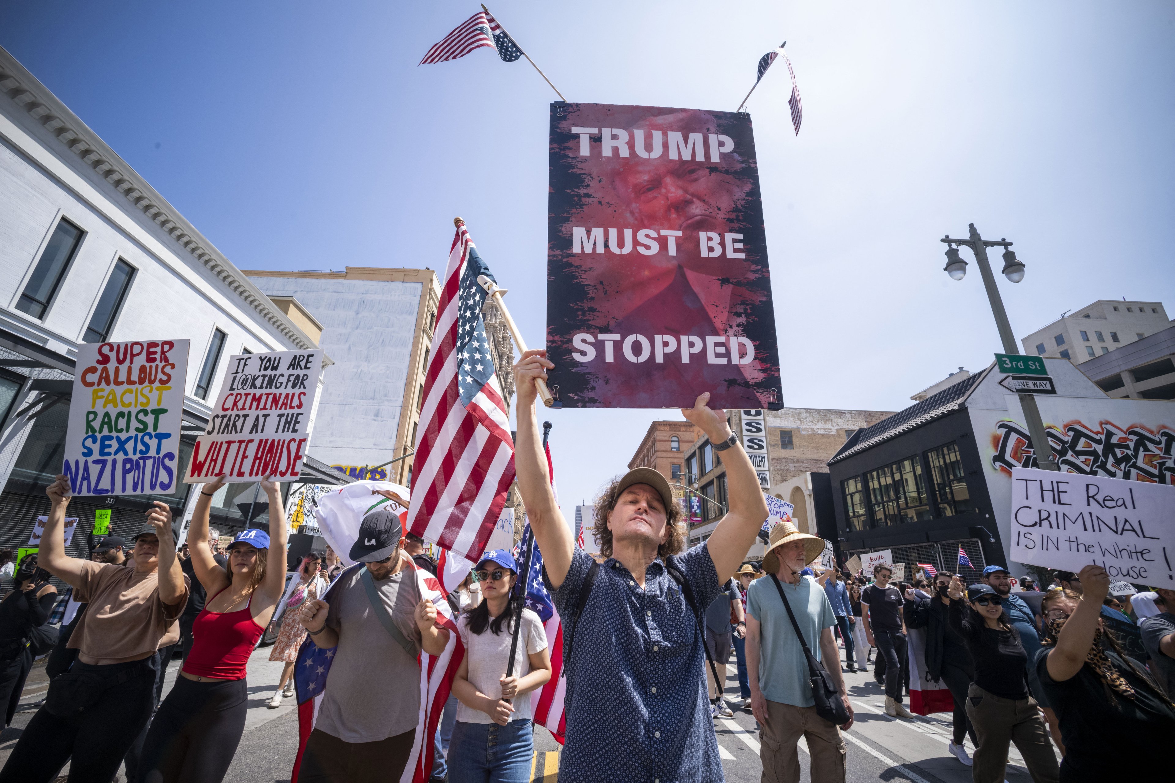 Manifestante baleado em protesto anti-Trump morre em Utah