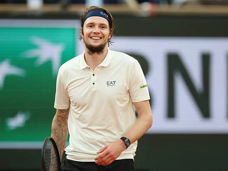 Alexander Bublik: pouco treino e mito talento (Ian MacNicol/Getty Images)