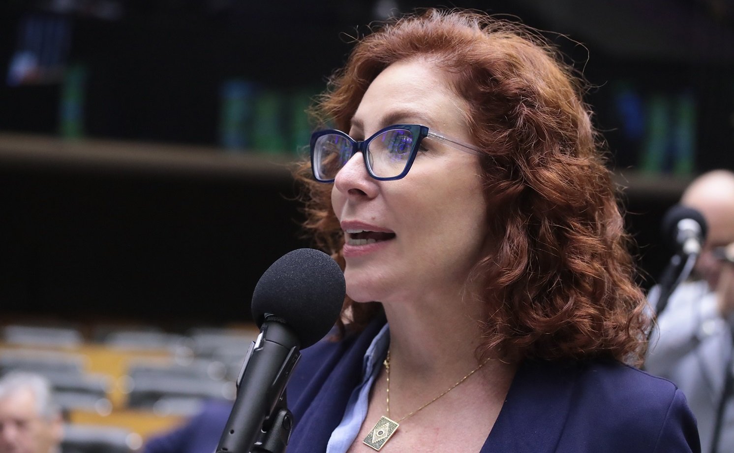 Carla Zambelli pode ser extraditada da Itália mesmo com dupla cidadania?