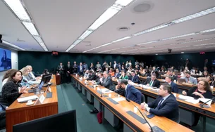 IA no Brasil: país busca modelo próprio de legislação