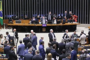 Imagem referente à matéria: Em nova derrota do governo, Câmara aprova suspensão do aumento do IOF