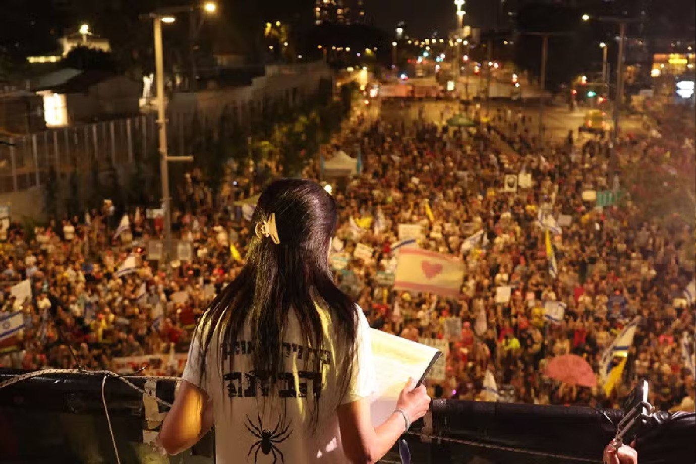 Milhares de manifestantes protestam em Tel Aviv e no exterior contra a guerra em Gaza