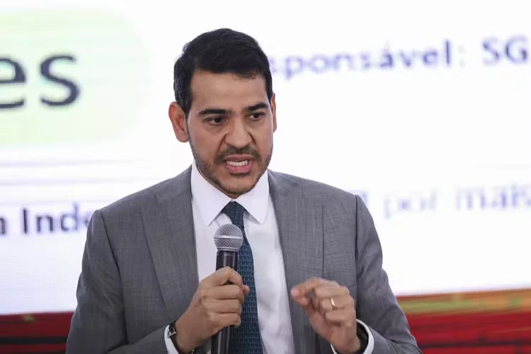 O ministro da AGU, Jorge Messias, durante ceirmônia  (Marcelo Camargo/Agência Brasil/25-10-2024)