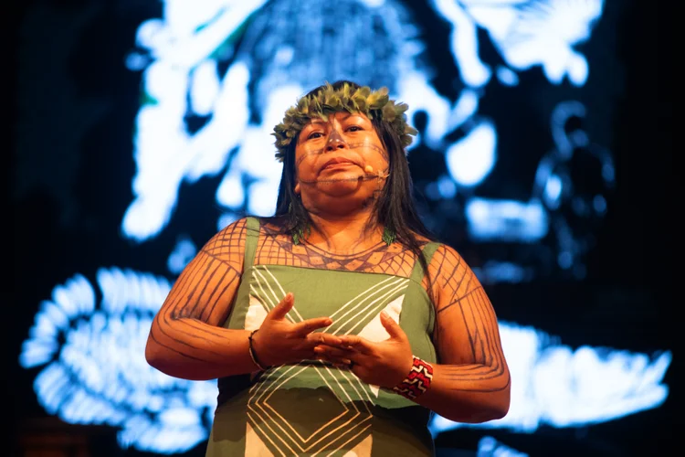 Alessandra Munduruku: "Terei liberdade novamente quando ver o meu povo livre, com autonomia." (Felipe Martins/Divulgação)