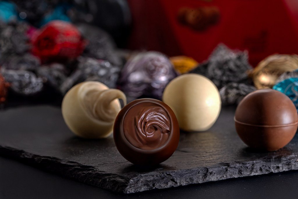 Sodiê Doces lança linha de chocolates