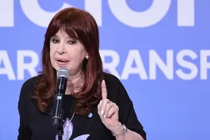 Imagem referente à matéria: Justiça argentina intima Kirchner e oito condenados por corrupção a pagar mais de R$ 3 bilhões