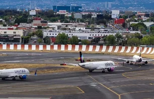 Imagem referente à matéria: Distância de 60 metros: Avião quase 'pousa' em cima de Boeing 737 decolando na Cidade do México