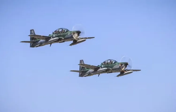Duas aeronaves de defesa aérea A-29 Super Tucano  (Divulgação FAB)