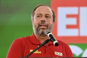 Novo vale-gás será lançado em 5 de agosto e promete alcançar 17 milhões de famílias, diz ministro