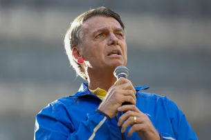 ‘Ataques a Bolsonaro são uma desgraça e estamos olhando de perto’, diz subsecretário de Trump