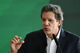 Haddad elogia retirada do ressarcimento do INSS do arcabouço fiscal