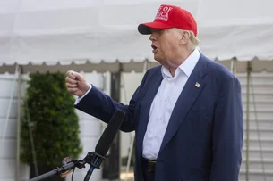 Trump impõe tarifas de 25% para produtos de Japão e Coreia do Sul
