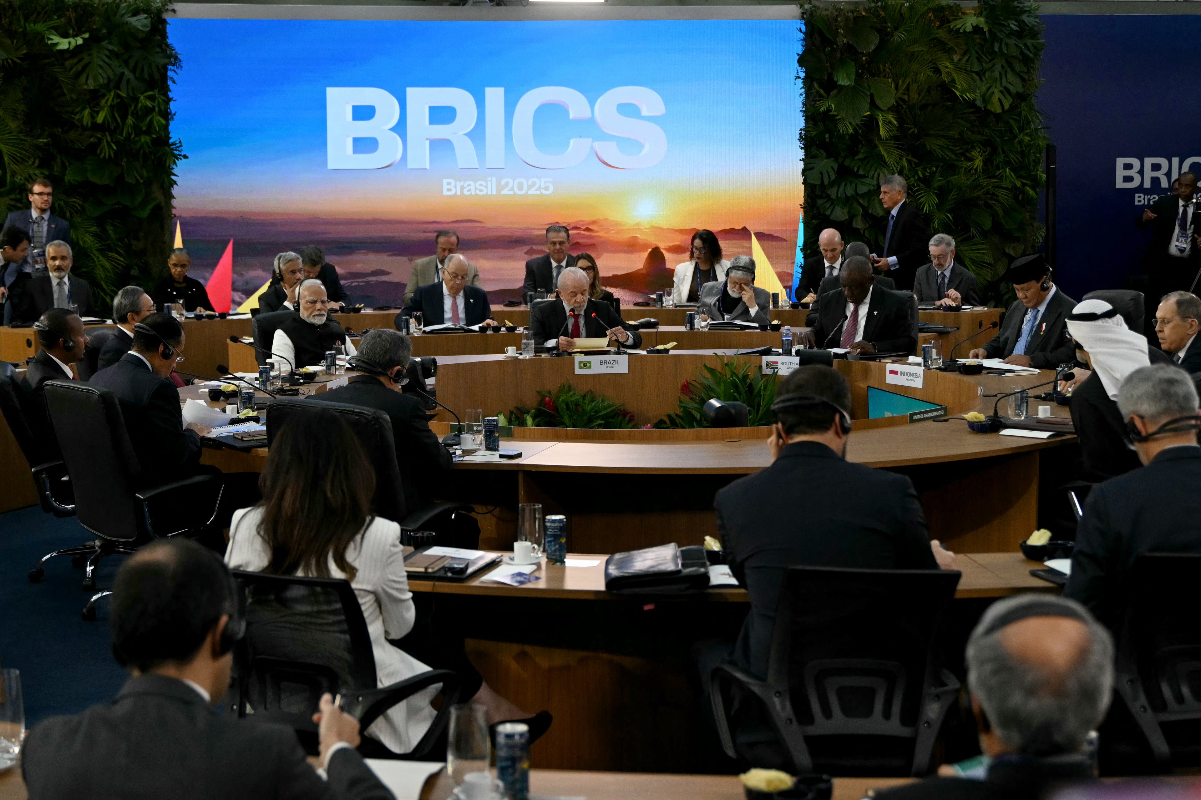 Declaração final do Brics critica tarifas de Trump, condena ataques ao Irã e defende regulação da IA