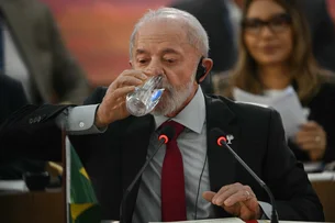A guerra comercial de Trump chega com força ao Brasil. E agora?