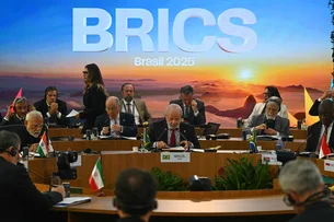 Brics quer mudanças no FMI e no Banco Mundial