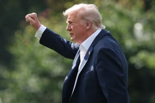 Trump se mostra 'aberto a conversar' com UE antes da entrada em vigor de tarifas