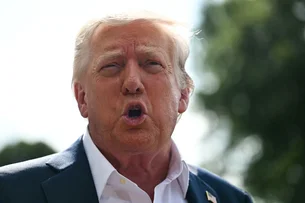 Governo Trump demite 1,3 mil funcionários do Departamento de Estado