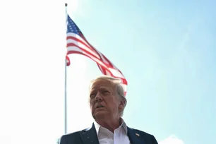 Imagem referente à matéria: Déficit dos EUA atinge US$ 1,3 trilhão enquanto arrecadação com tarifas bate recorde