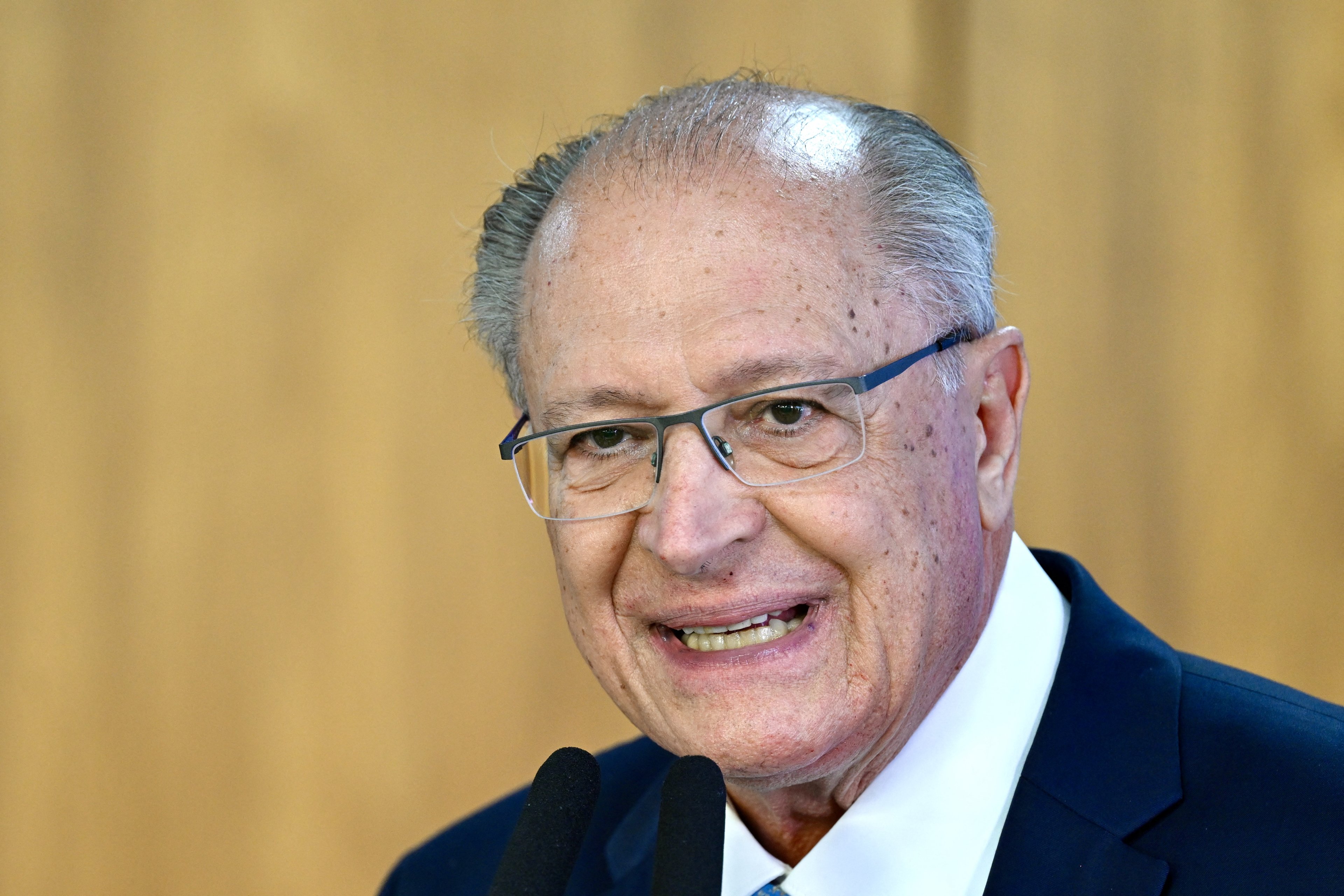 Governo quer aumentar número de setores fora do tarifaço