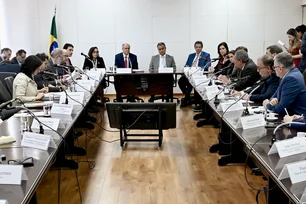 Imagem referente à matéria: Alckmin entra hoje no terceiro dia de conversas com setores afetados por tarifa de Trump