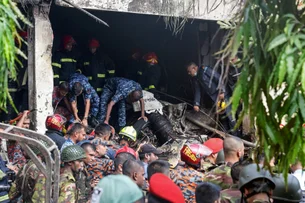Avião de combate cai em escola em Bangladesh e deixa pelo menos 16 mortos, diz governo
