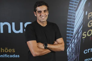 Imagem referente à matéria: iFood compra 20% da CRMBonus — e pode chegar à aquisição integral por R$ 10 bi
