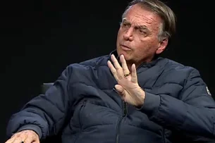 Lula deveria agir como Milei ao negociar tarifas com Trump, diz Bolsonaro