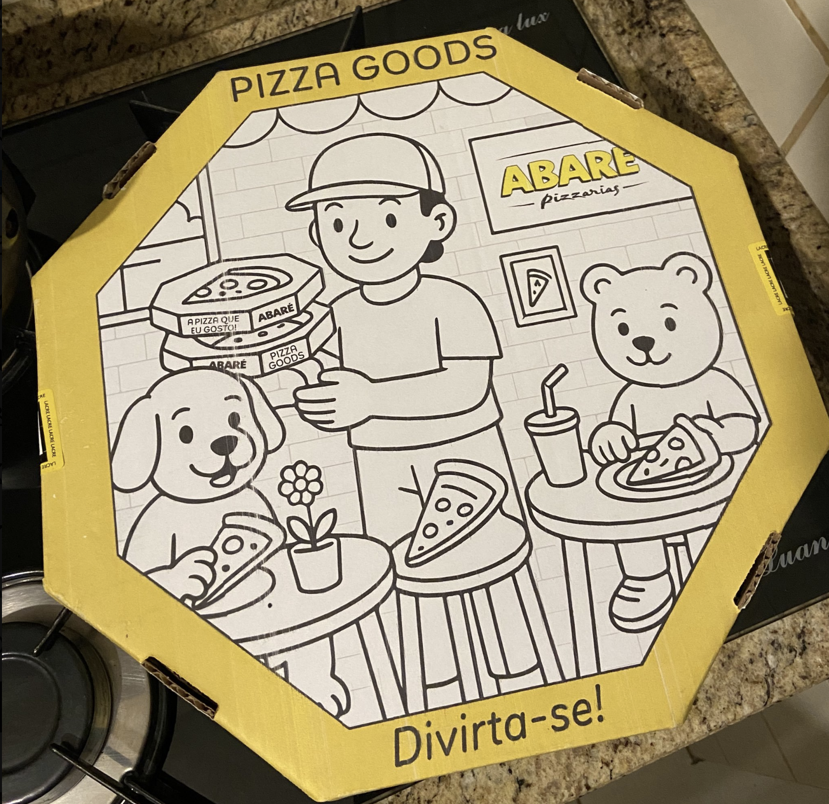 Bobbie Goods na caixa de pizza? Estabelecimentos podem ser processados por autora, diz advogado