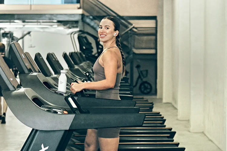 Manu Cit, da The Simple Gym: “A academia virou espaço de socialização para a geração Z” (Thiago Dezan//Divulgação)