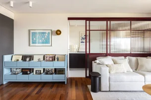 Para além das obras de arte: como montar uma decoração com objetos pessoais