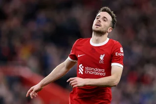 Diogo Jota: pneu estourado causou acidente que matou atacante do Liverpool e irmão na Espanha