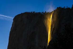 Imagem referente à matéria: Conheça a 'cascata de fogo' que atrai milhares de turistas nos Estados Unidos