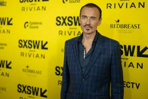 Imagem referente à matéria: Ator australiano Julian McMahon morre aos 56 anos