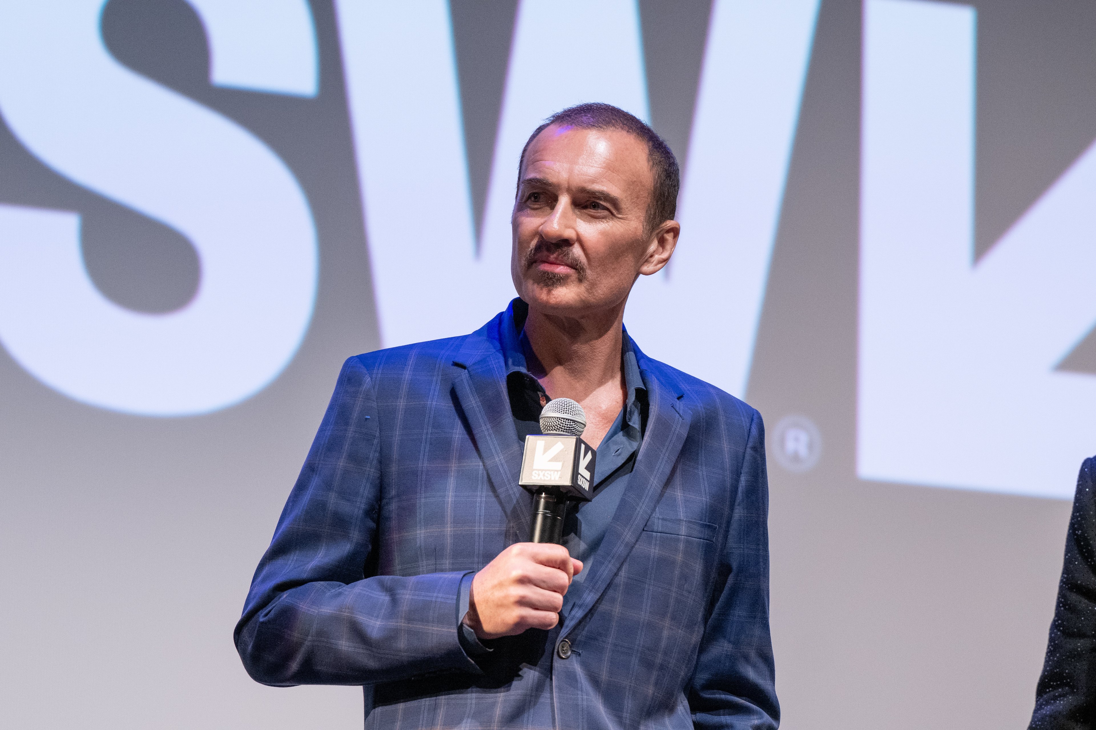 Morre Julian McMahon, Dr. Destino de 'Quarteto Fantástico', aos 56 anos
