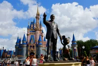 Imagem referente à notícia: Disney promete grandes mudanças nos parques para 2026