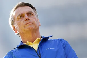 Decisão de Moraes proíbe Jair Bolsonaro de falar com ao menos 177 pessoas; veja os nomes