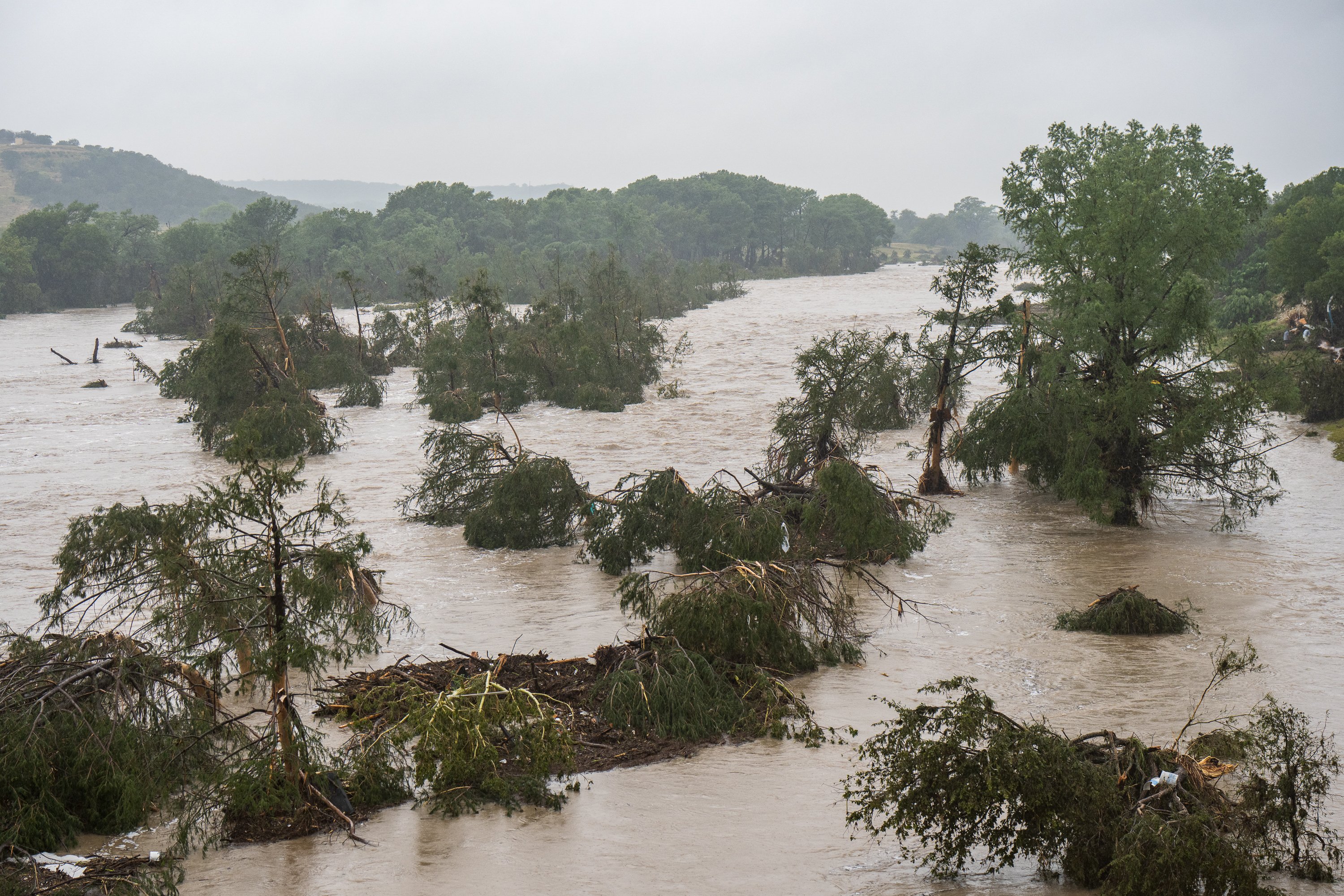 EUA alerta para mais tempestades em Texas e Novo México após inundações recentes