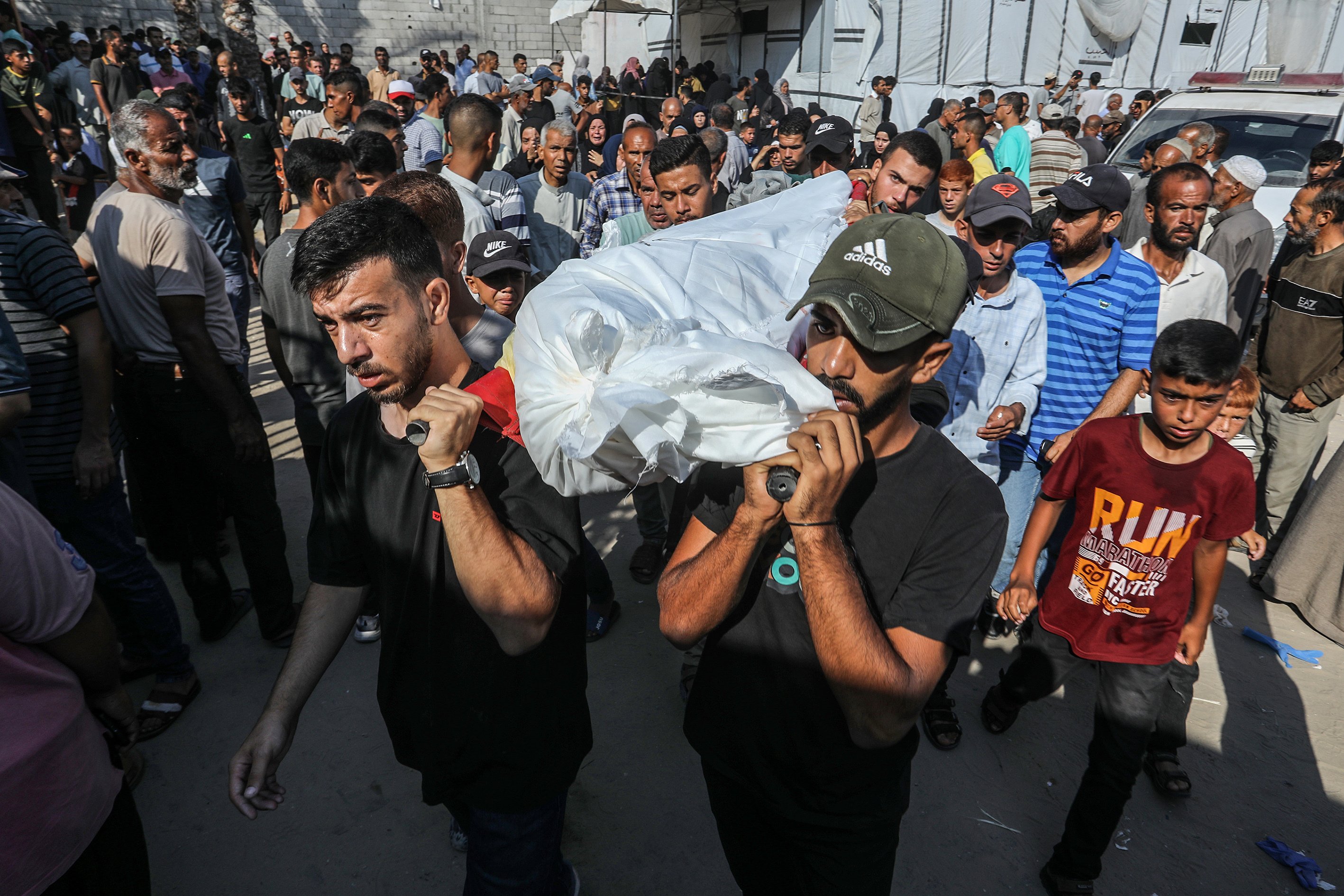 Israel anuncia pausa tática em partes de Gaza em meio a críticas internacionais por crise de fome
