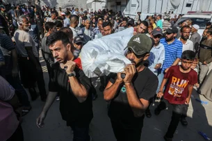 Israel anuncia pausa tática em partes de Gaza em meio a críticas internacionais por crise de fome