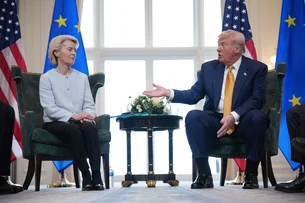 Trump reforça que tarifas começam em 1° de agosto e vê 'boa chance' de acordo com a União Europeia