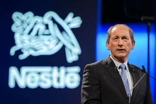 Presidente do conselho da Nestlé deixa cargo em meio a ruídos com investidores